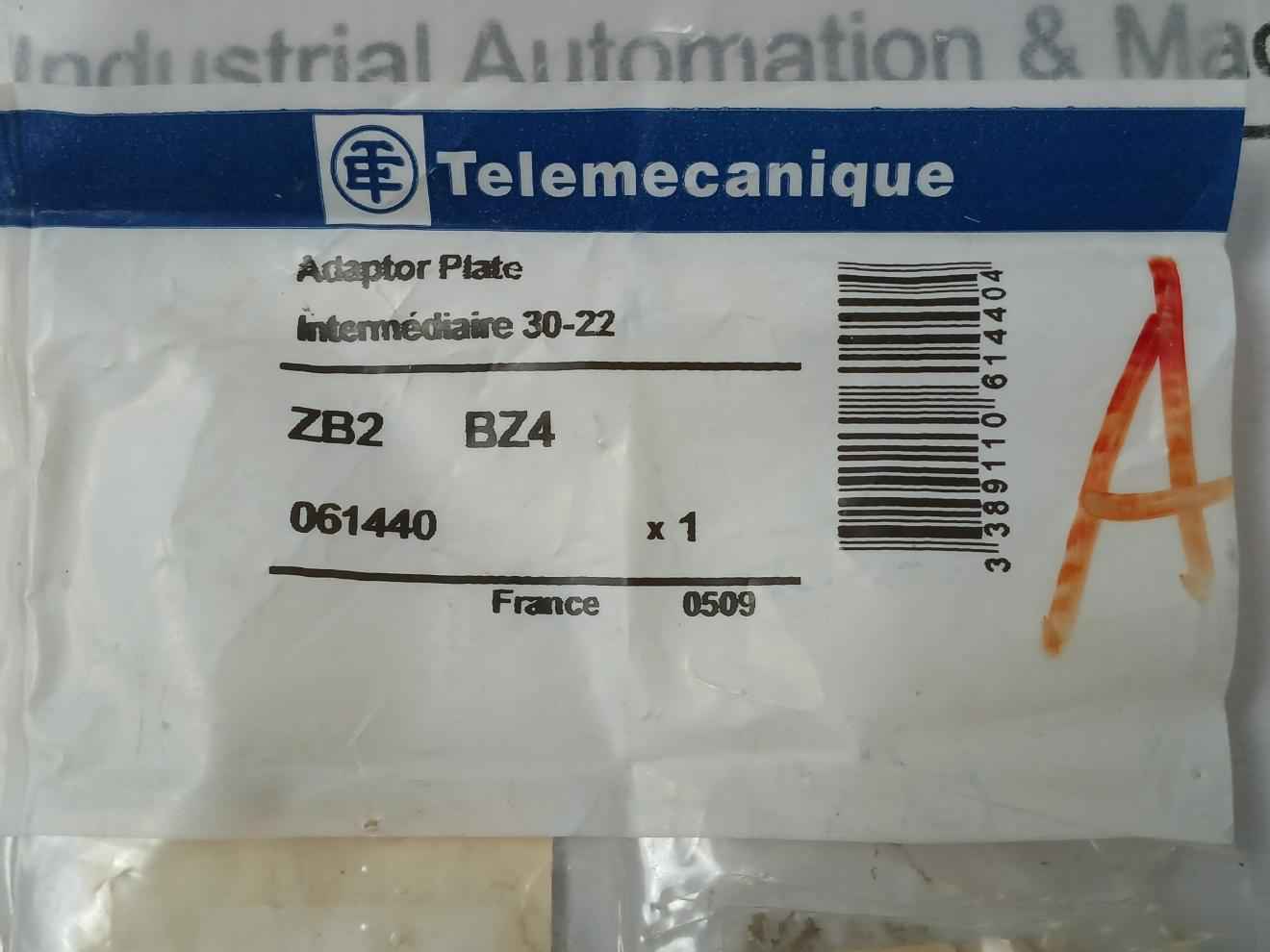 Telemecanique Zb2 Bz4 Adapter Plate Set For Pushbutton