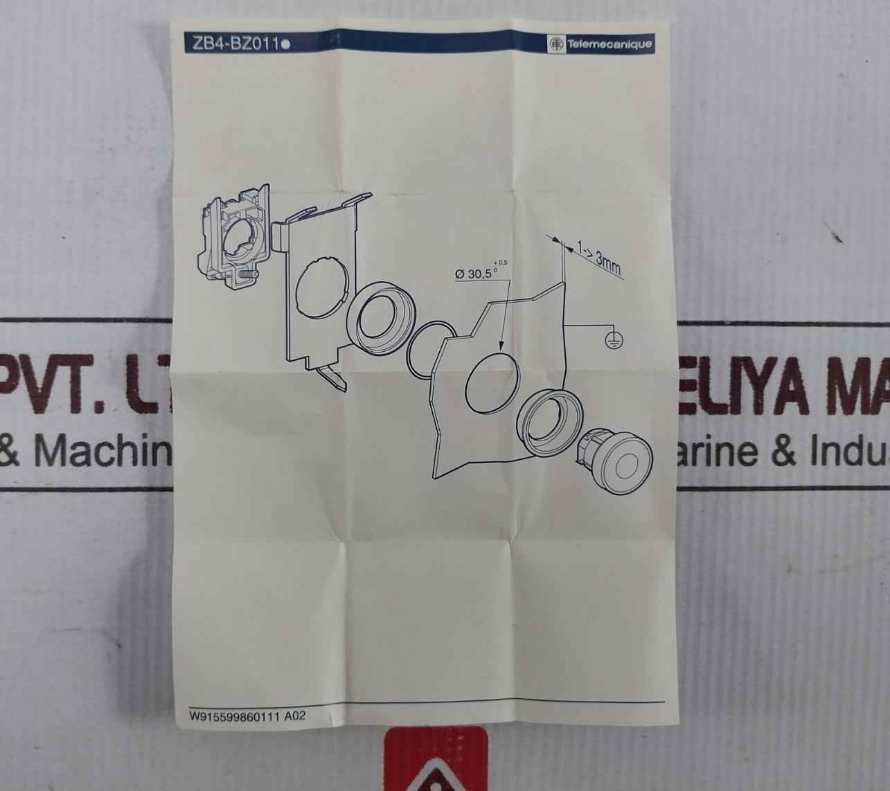 Telemecanique Zb4-bz011 Flush Mounting Kit El-4305143