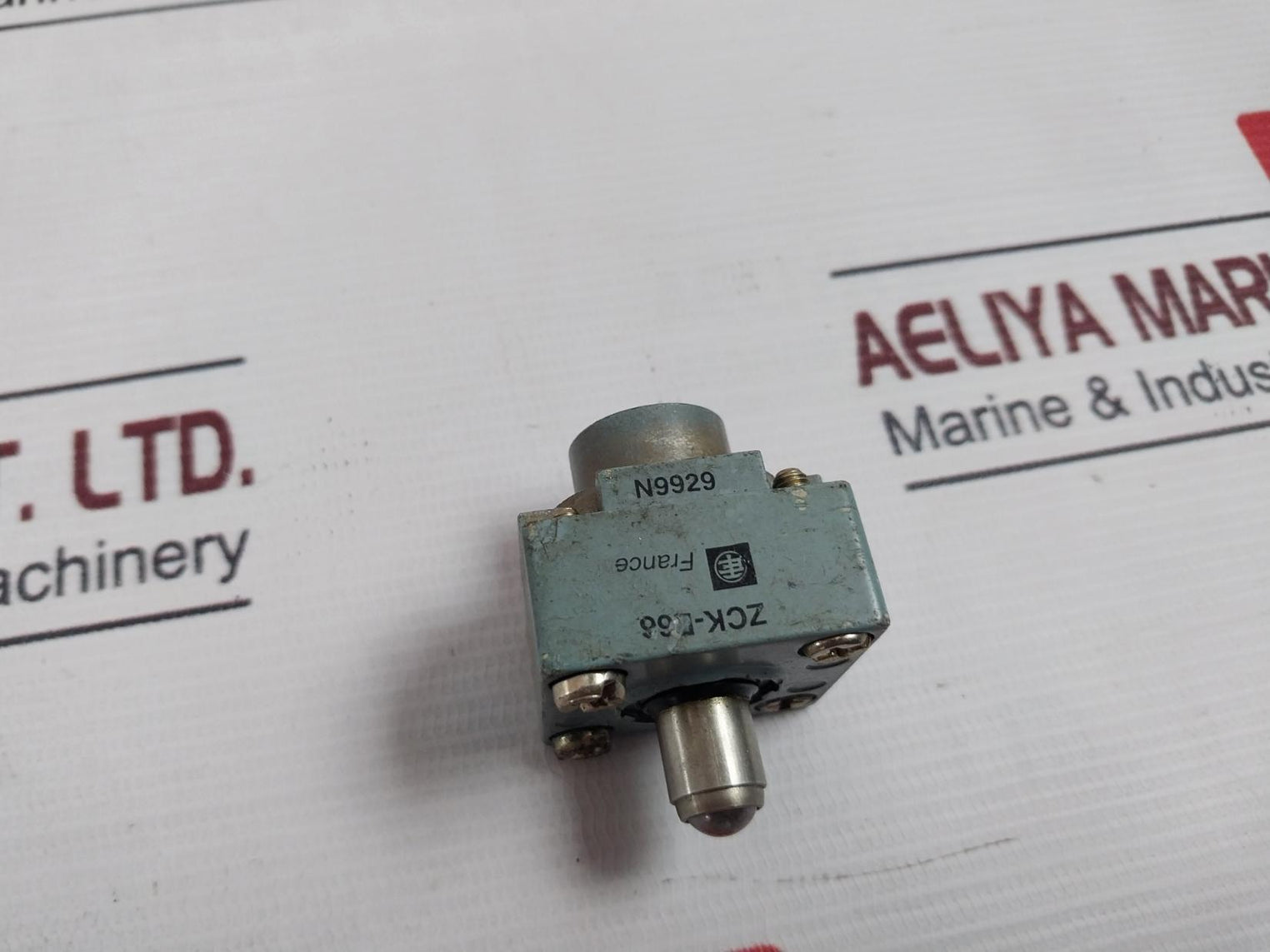 Telemecanique Zck-e66 Limit Switch