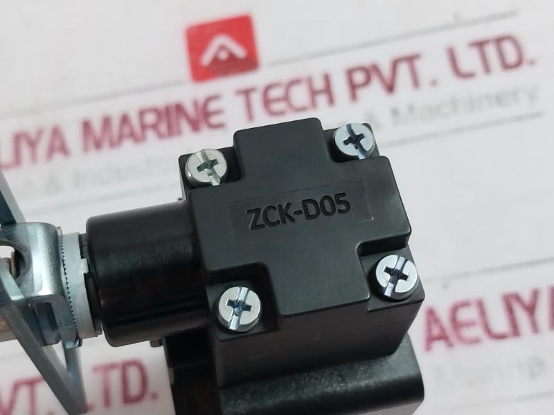 Telemecanique ZCK-S1 Sensors Osisense XC Series Plunger Limit Switch AC-15 240V