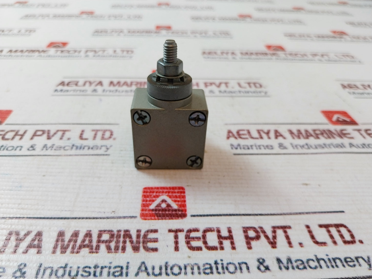 Telemecanique Zcke05 Limit Switch Head 8B 1110