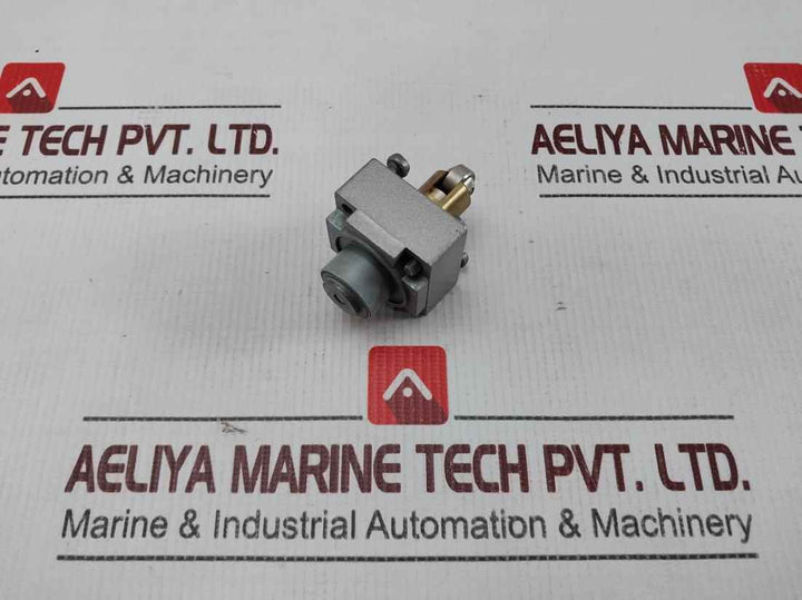 Telemecanique Zcke67 Limit Switch Head