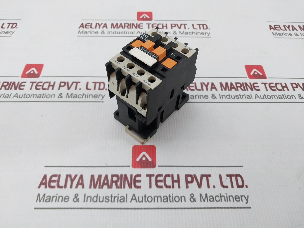 Telemecanique Ca2 Dn22 Control Relay 230Vac