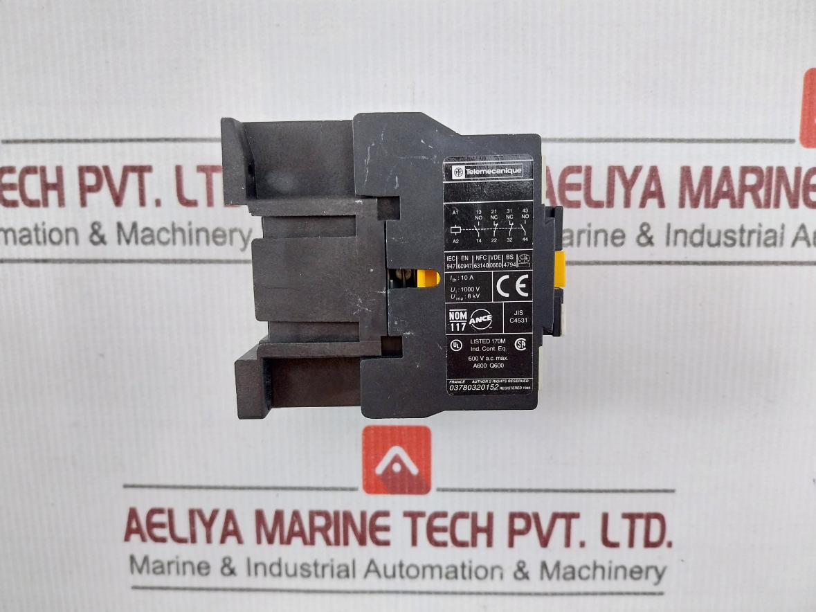 Telemecanique Ca2 Dn22 Control Relay 8 Kv 10A 50/60Hz 600V A.C. Max