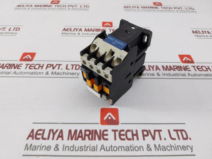 Telemecanique Ca2 Dn40 Control Relay 50/60Hz 8Kv 10A