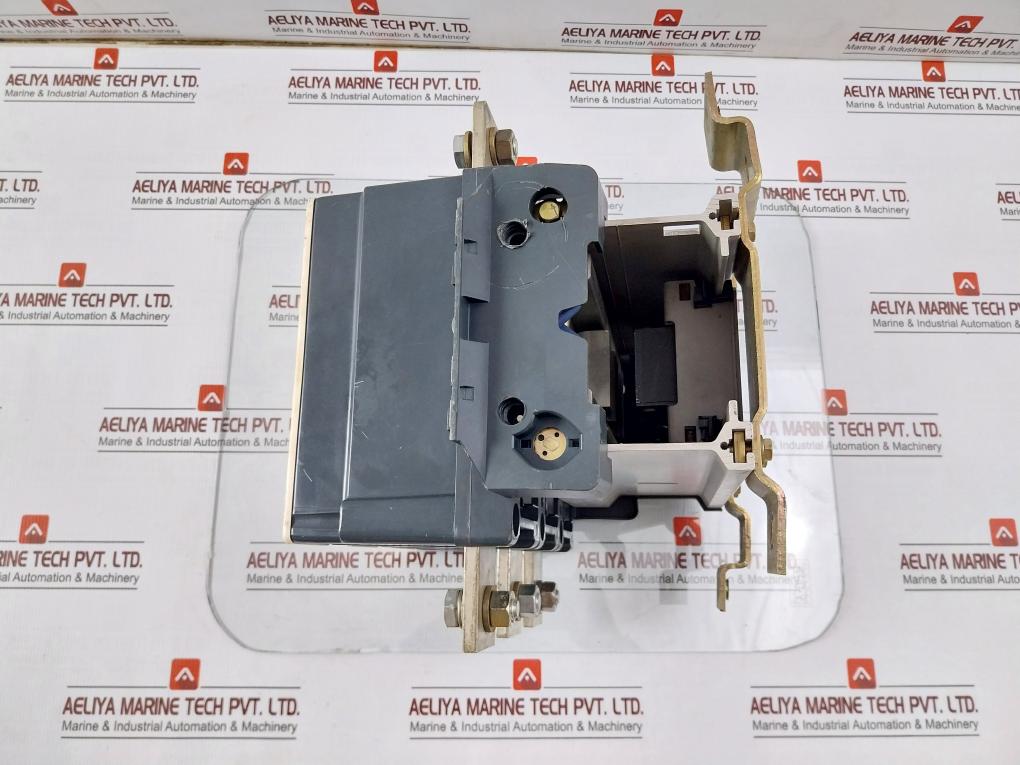 Telemecanique Lc1F800 3-phase Contactor 1000V Ac 1000A 8 Kv