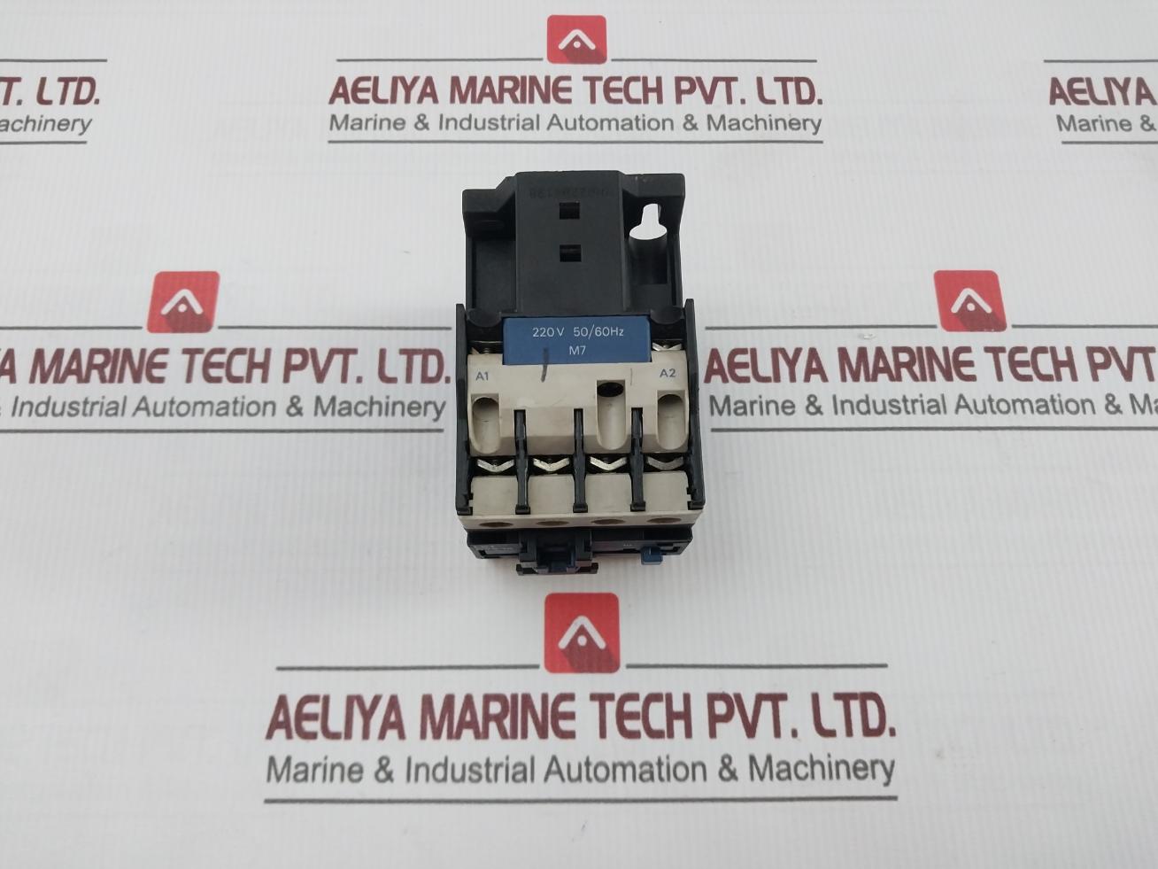 Telemecanique Lc1 D25 10 Contactor Block