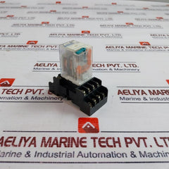 Telemecanique/schneider Electric Rxn 41g12 Bd Miniature Relay With Base