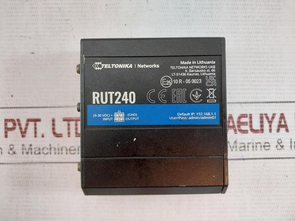 Teltonika Rut240 Cellular Router Tk48Vmd1 2Aet4Rut240G 9-30Vdc