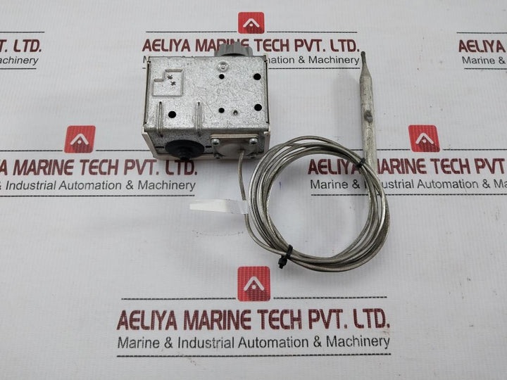 Temperature-Switch-220vdc-2-Meter-By-Danfoss-Kp71-2