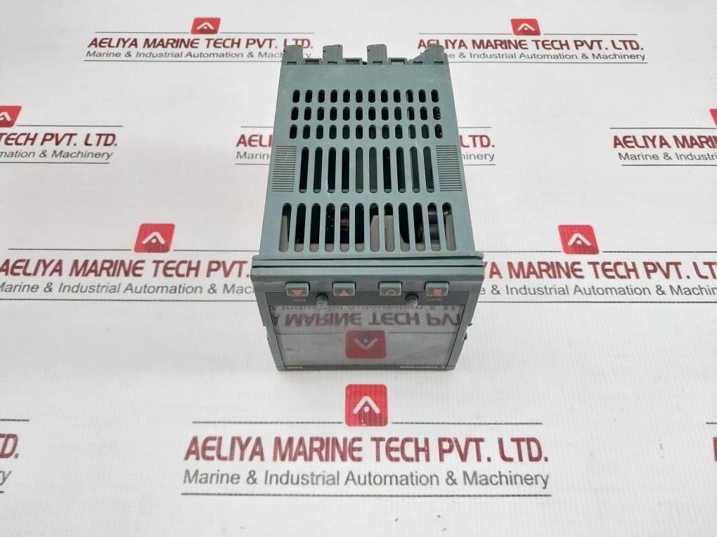 Temperature Controller 0-18V 0-20Ma Max Eurotherm 2404