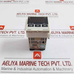 Temperature Controller E5Csz-r1T Omron 100-240Vac