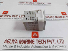 Temperature Controller E5Cwl-r1P Omron 50/60Hz