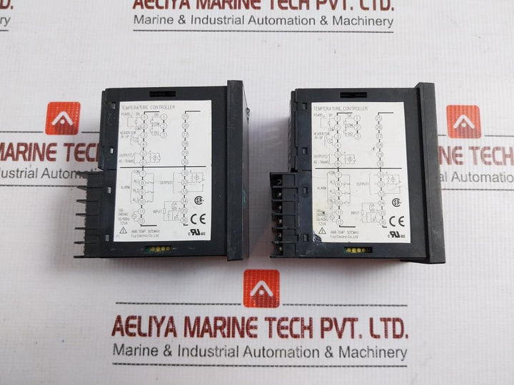 Temperature Controller Pxr5Tcy1-8W000-c Fuji Electric 100-240Vac/50-60Hz