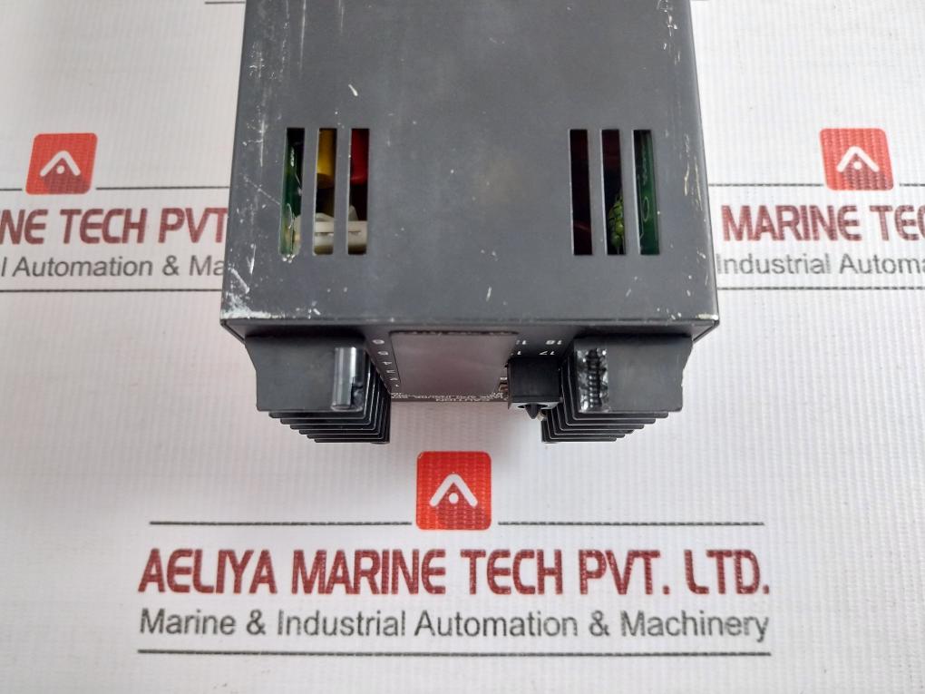 Temperature Controller Udc 3000 Honeywell 240Vac 60Hz