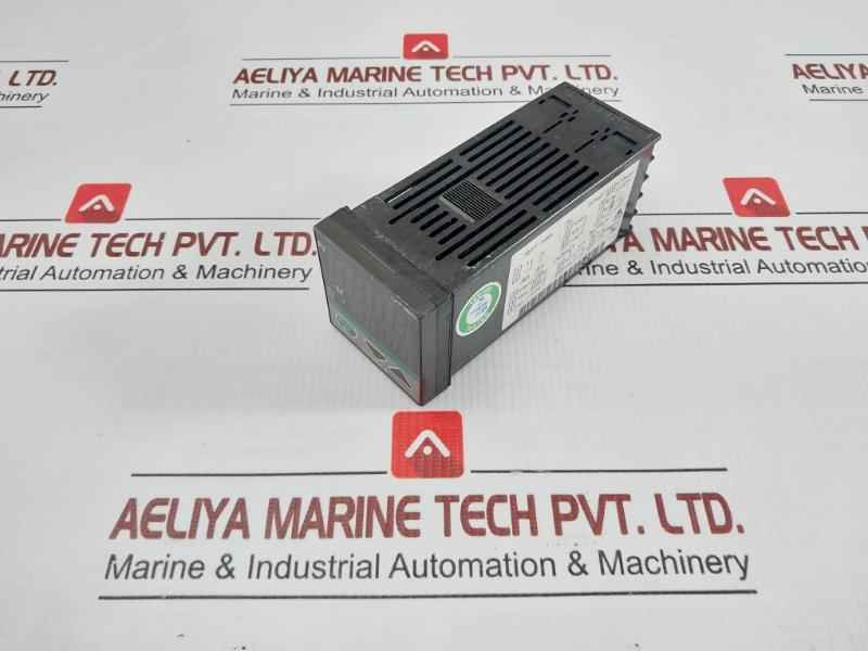 Temperature Controller Ut150 Yokogawa 24V Ac/Dc 50/60Hz