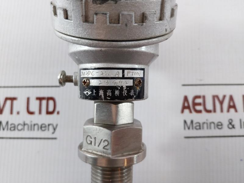 Temperature Transmitter With Thermocouple W2Pc-230 A Shanghai Gaoqiao Instrument
