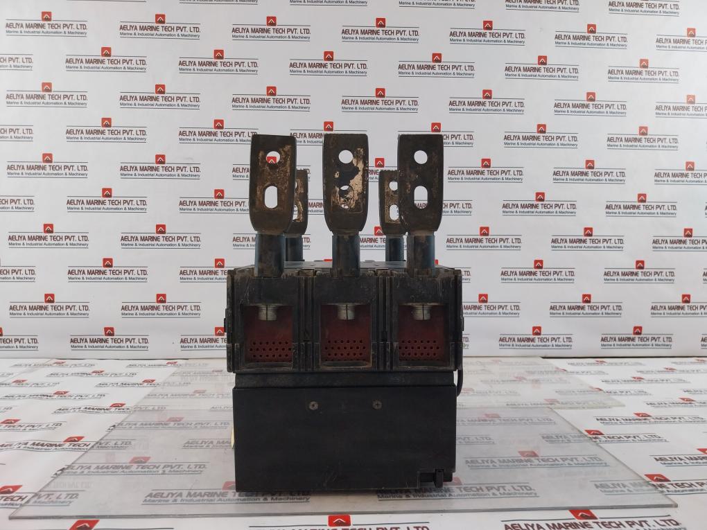 Terasaki Ame6B 3 Pole Air Circuit Breaker Xmd6M 513A 690V 50/60Hz