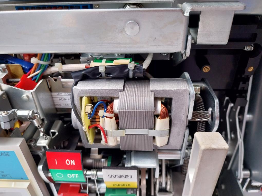 Terasaki Electric Ar440Sb-r Air Circuit Breaker 3 Pole 50/60Hz Max 4000A