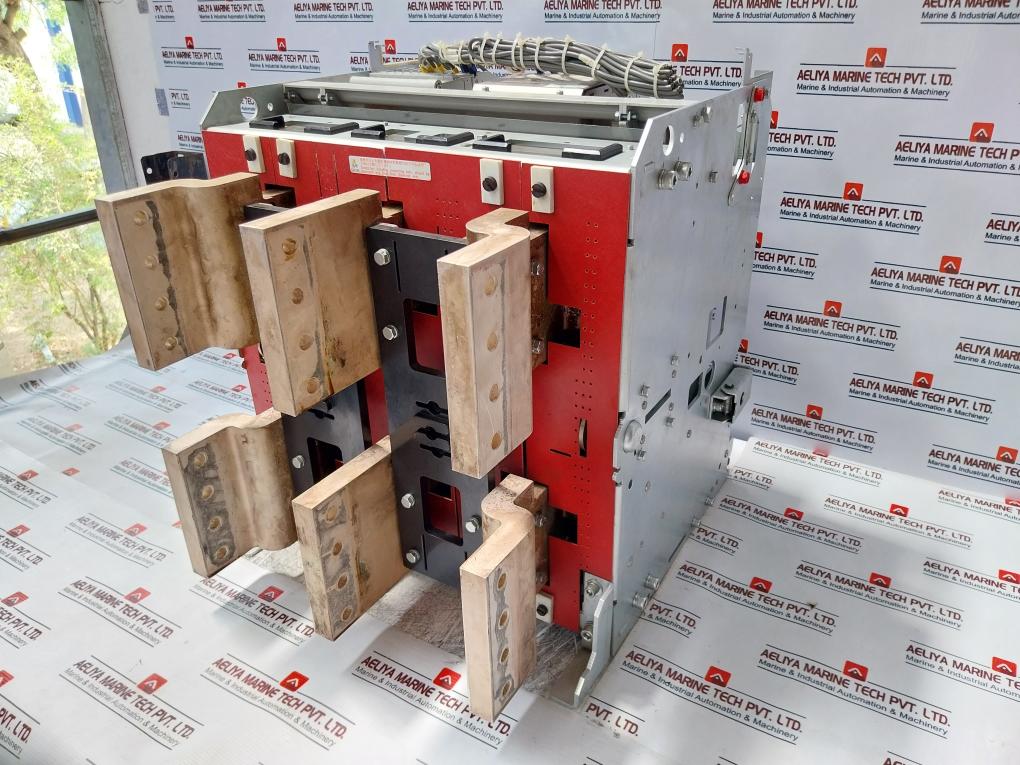 Terasaki Electric Ar440Sb-r Air Circuit Breaker 3 Pole 50/60Hz Max 4000A