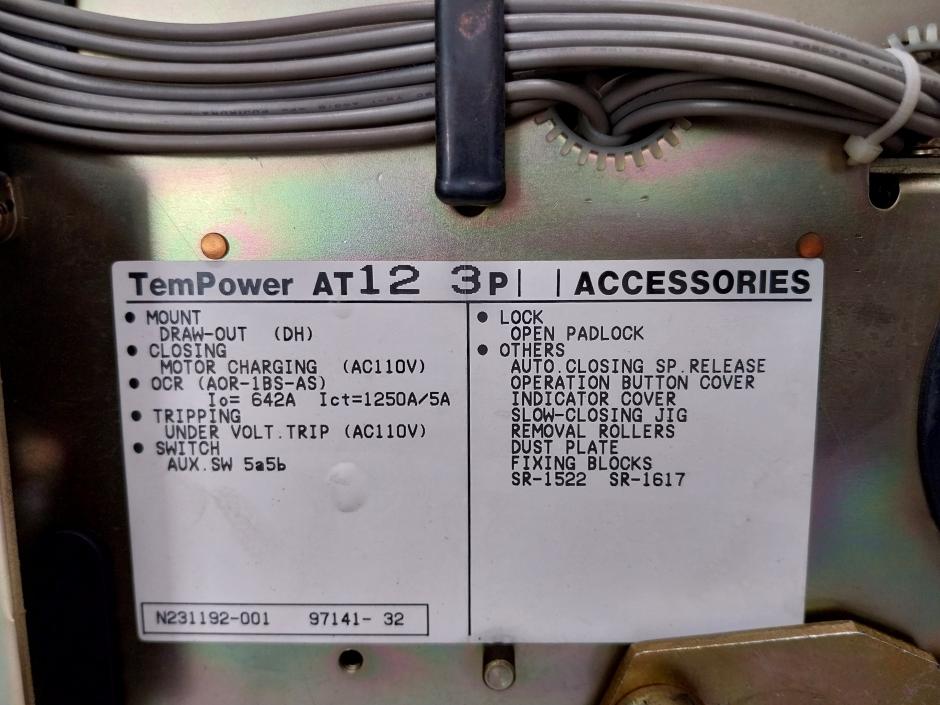 Terasaki Electric At12 Air Circuit Breaker Tempower 3 Pole 50/60Hz 690Vac