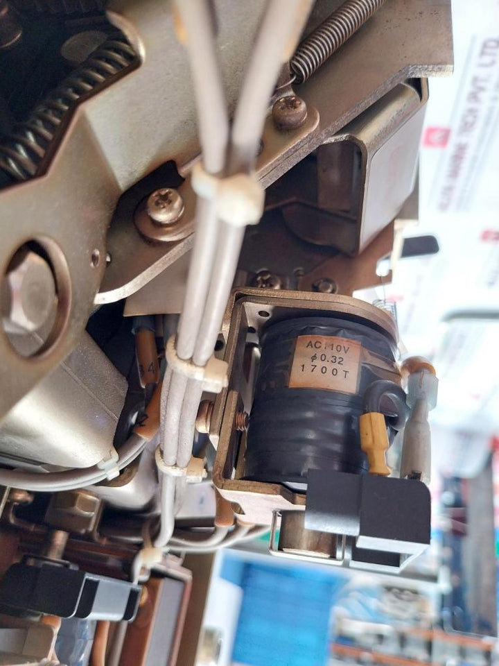 Terasaki Electric At12 Air Circuit Breaker Tempower 3 Pole 50/60Hz 690Vac
