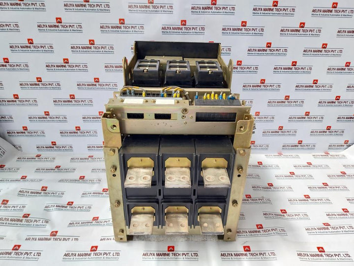 Terasaki Electric At12 Air Circuit Breaker Tempower 3 Pole 50/60Hz 690Vac
