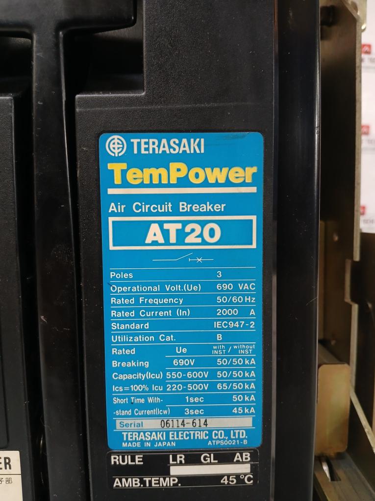 Terasaki Electric 690 Vac 50/60 Hz 2000 A 3 Pole Air Circuit Breaker At20