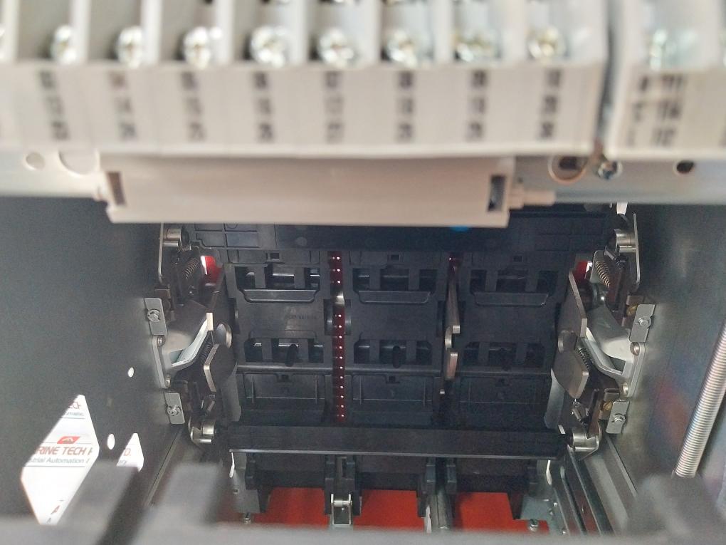 Terasaki Electric Tempower 2 Ar216H-r Air Circuit Breaker 1600A 3 Pole 50/60Hz