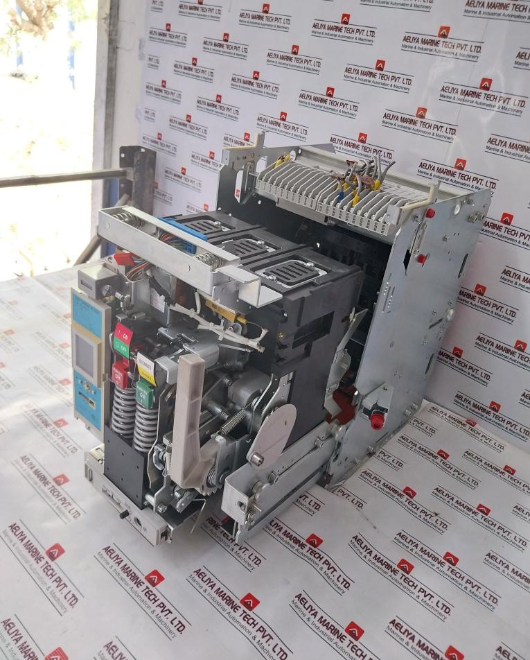 Terasaki Electric Tempower 2 Ar216H-r Air Circuit Breaker 1600A 3 Pole 50/60Hz