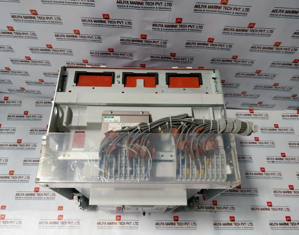 Terasaki Electric Tempower2 Ar332S-r Air Circuit Breaker 1000V 3200Amp 3 Pole