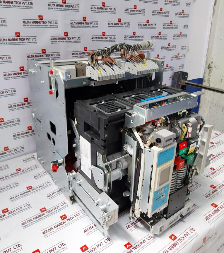 Terasaki Electric Tempower2 Ar332S-r Air Circuit Breaker 1000V 3200Amp 3 Pole