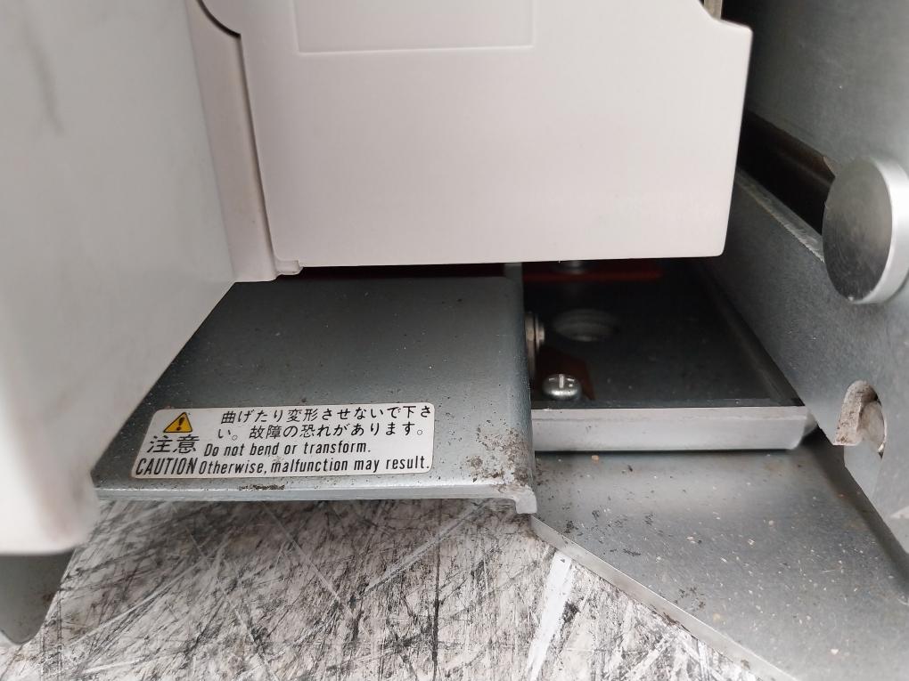 Terasaki Electric Tempower2 Ar332S-r Air Circuit Breaker 1000V 3200Amp 3 Pole