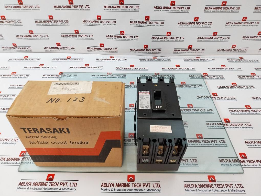 Terasaki Electric Tl-100C, 3 Pole Molded Case Circuit Breaker 30 A 600Vac