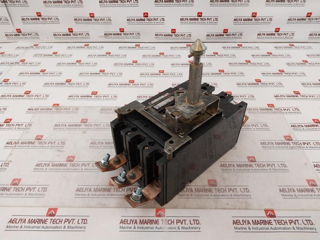 Terasaki Electric Tl-400E 3 Pole Circuit Breaker 250V 50-60 Hz