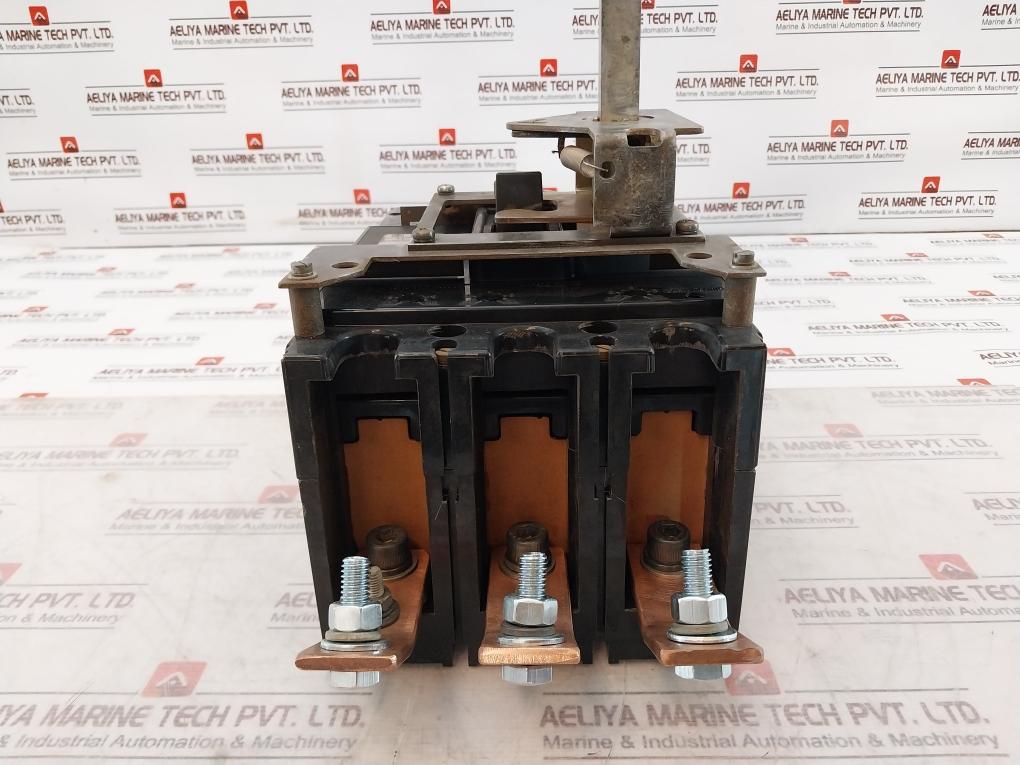 Terasaki Electric Tl-400E 3 Pole Circuit Breaker 250V 50-60 Hz