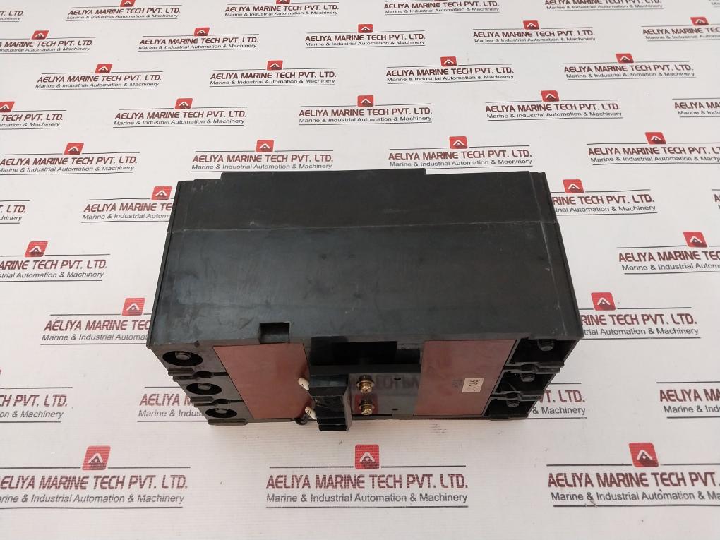 Terasaki Electric Tl-400E 3 Pole Circuit Breaker 400A 50/60Hz