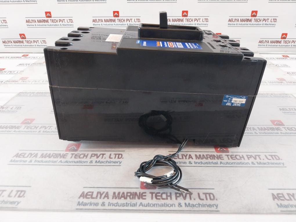 Terasaki Electric Tl-400E Current Limiting Circuit Breaker 300A 3 Pole