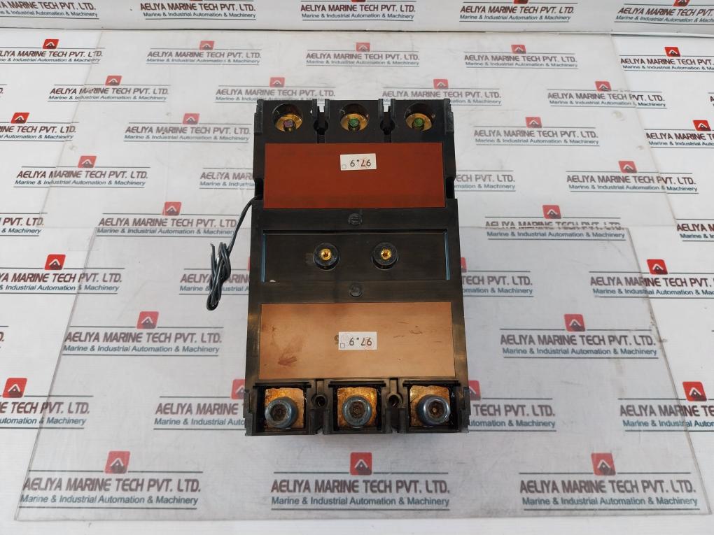 Terasaki Electric Tl-400E Current Limiting Circuit Breaker 300A 3 Pole