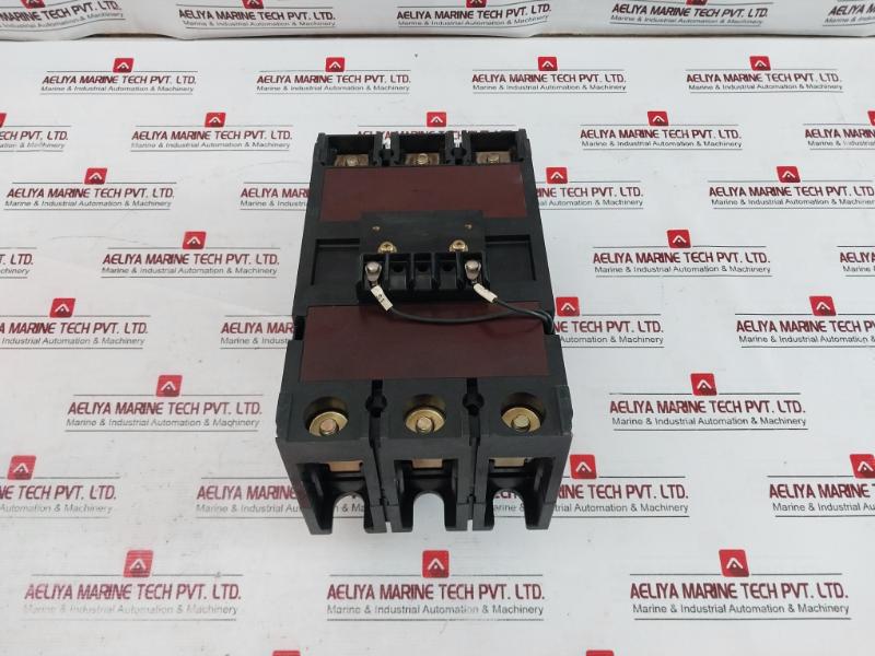 Terasaki Electric Tl-400E Tembreak 3 Pole Circuit Breaker 50-60Hz Ac690V 250A