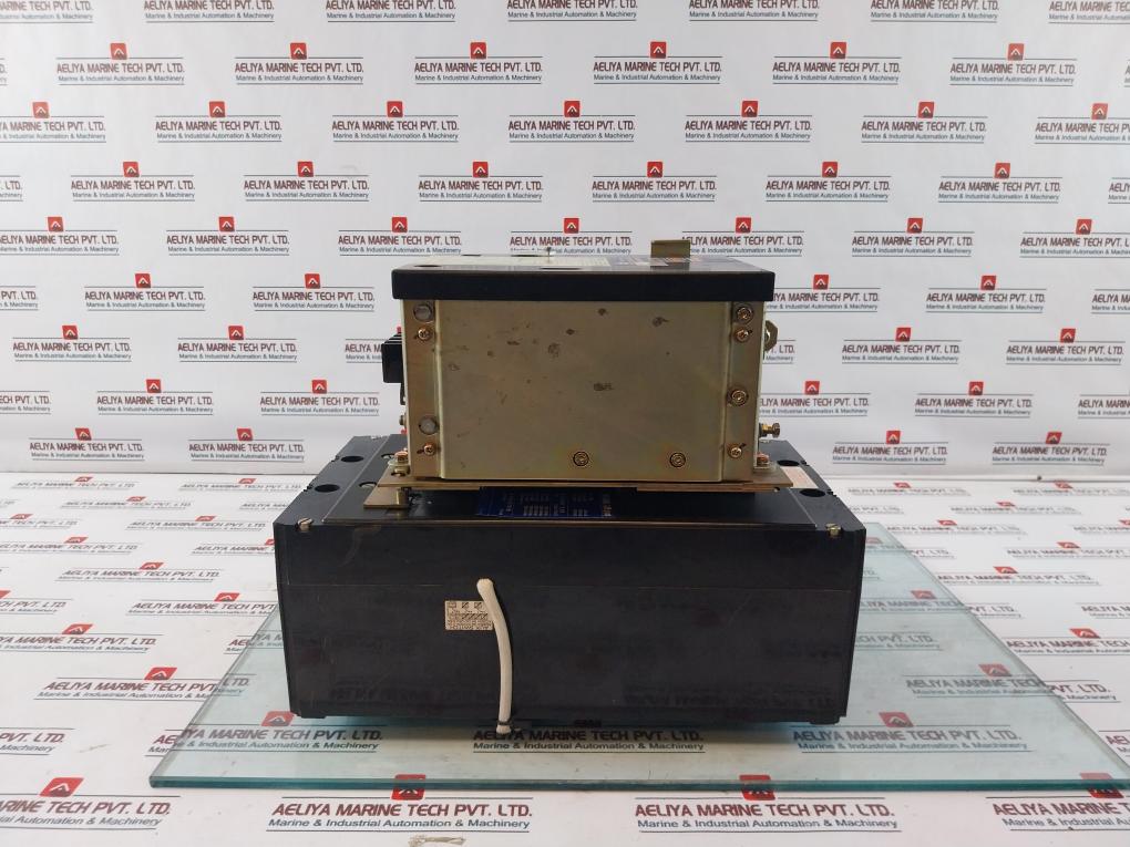 Terasaki Electric Tl-600F 3 Pole Circuit Breaker With Tmc9B Motor Operator 500A