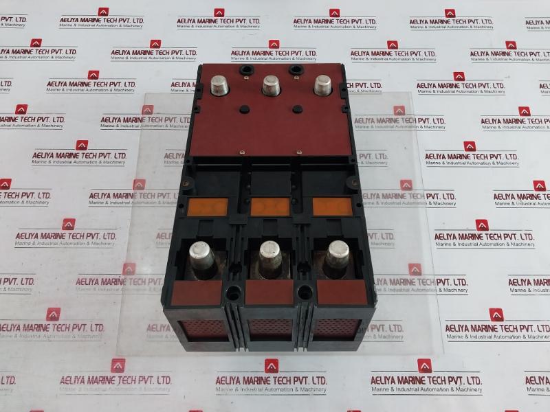 Terasaki Electric Tembreak Tl-600F 3 Pole Circuit Breaker Ac 690V 60Hz 500A