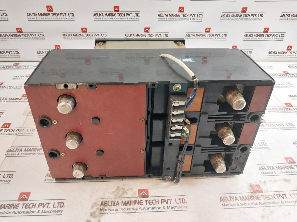 Terasaki Electric TL-800F Circuit Breaker W/ Motor Operator TMC 9B 700A 3 Pole