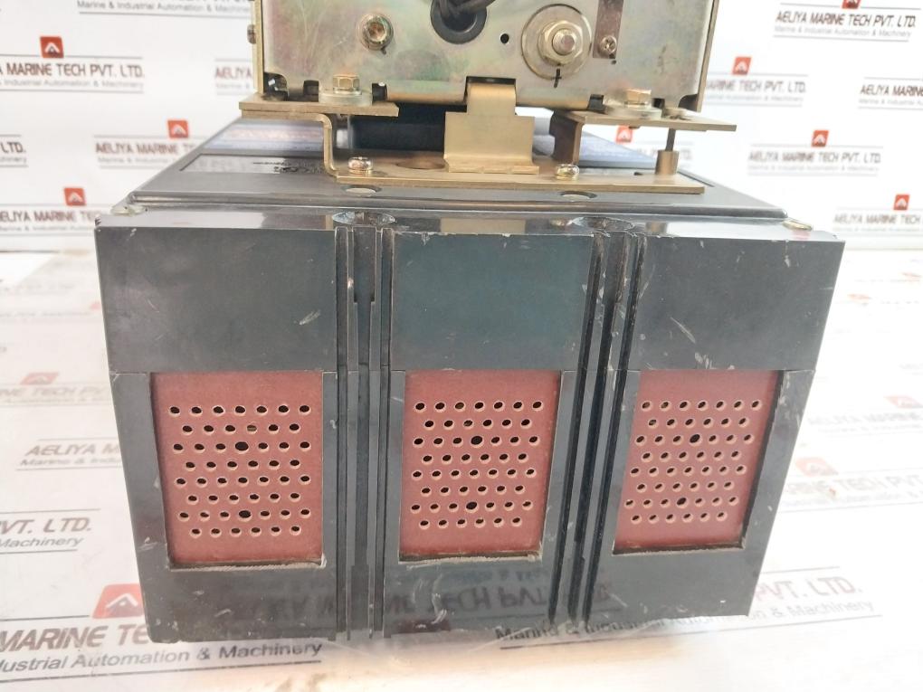 Terasaki Electric TL-800F Circuit Breaker W/ Motor Operator TMC 9B 700A 3 Pole