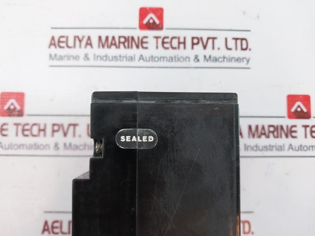 Terasaki Electric Xs100Nb 3 Pole Tembreak Circuit Breaker 100A Ac220V 50Ka