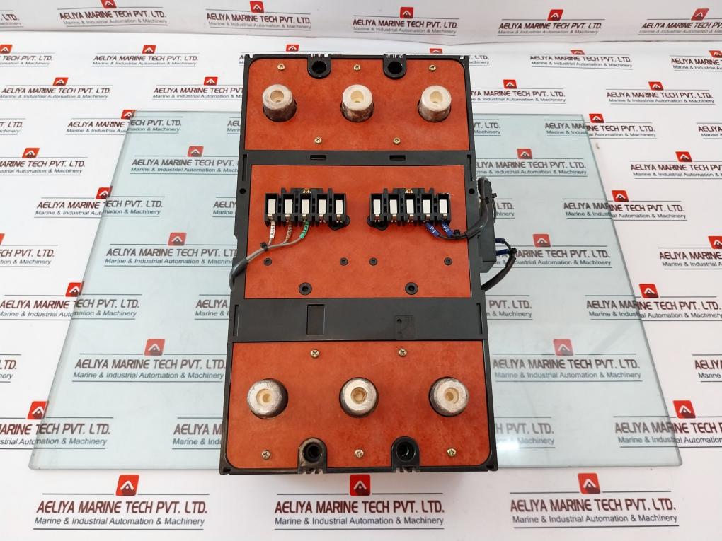 Terasaki Electric Xs1200Ne, 3 Pole Circuit Breaker 690Vac 50~60Hz