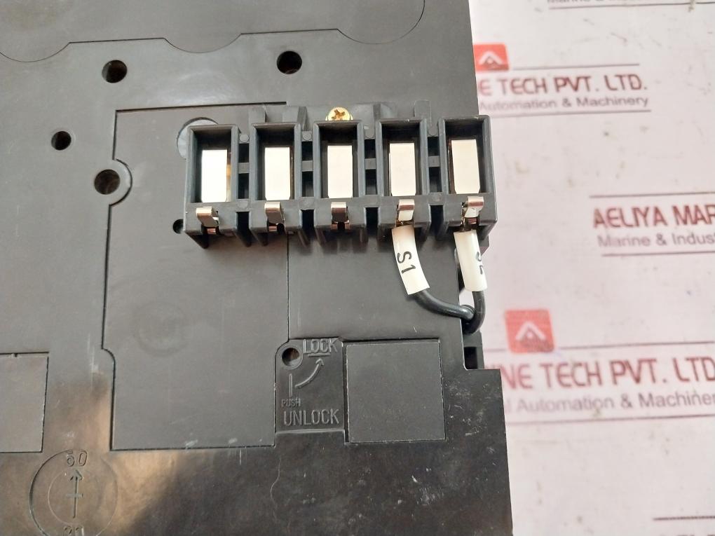 Terasaki Electric Xs400Cs 3Pole Tembreak Circuit Breaker Ac690V 200-480V 400A