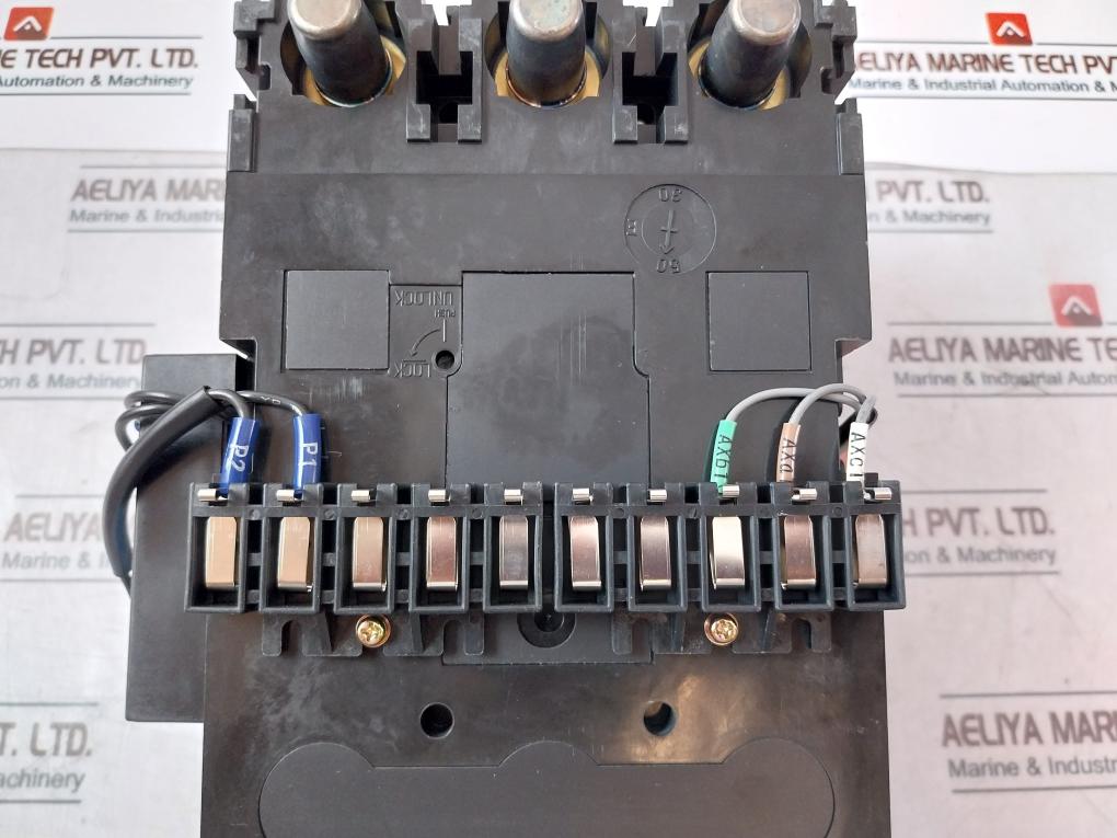 Terasaki Electric Xs400Cs Circuit Breaker 400A With Xcu1S Uvt Controller