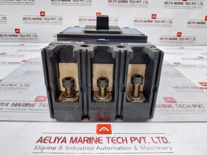 Terasaki Electric Xs400Cs Tembreak Circuit Breaker Ysas0171-a1/K 300A