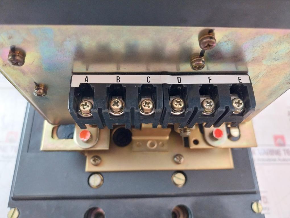 Terasaki Tembreak Tl-800F 3 Pole Circuit Breaker W/ Tmc9B Motor Operator 700A